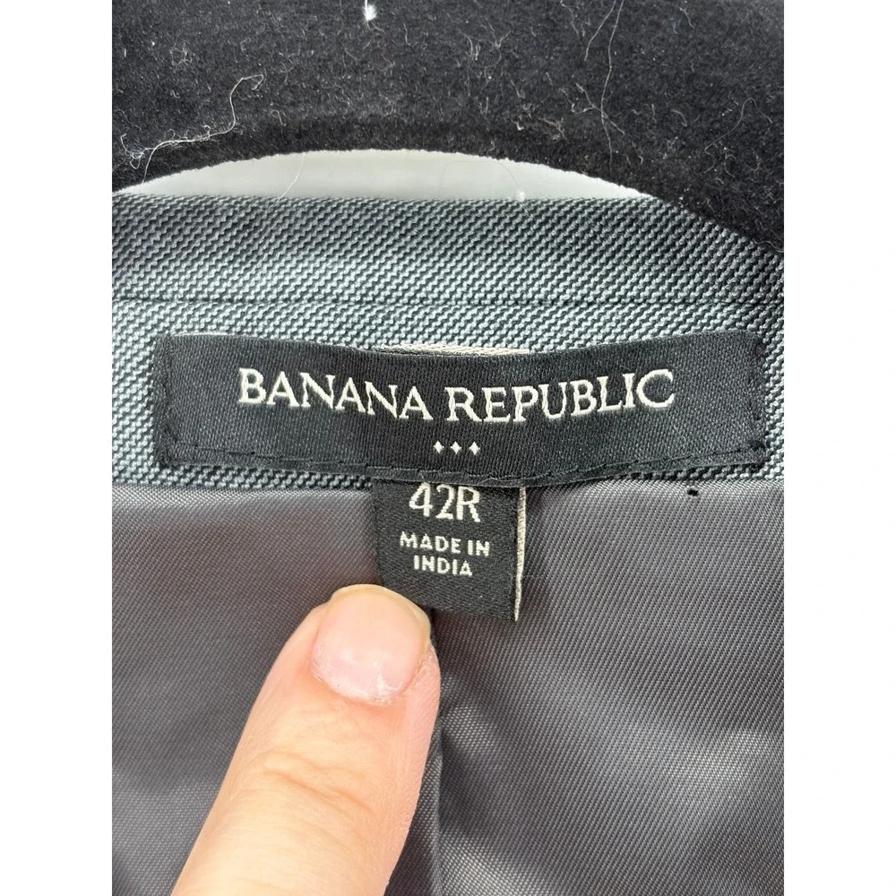 Banana Republic, Sport Coat/Blazer, Gray Slim Fit, Two Button, Men's Size 42